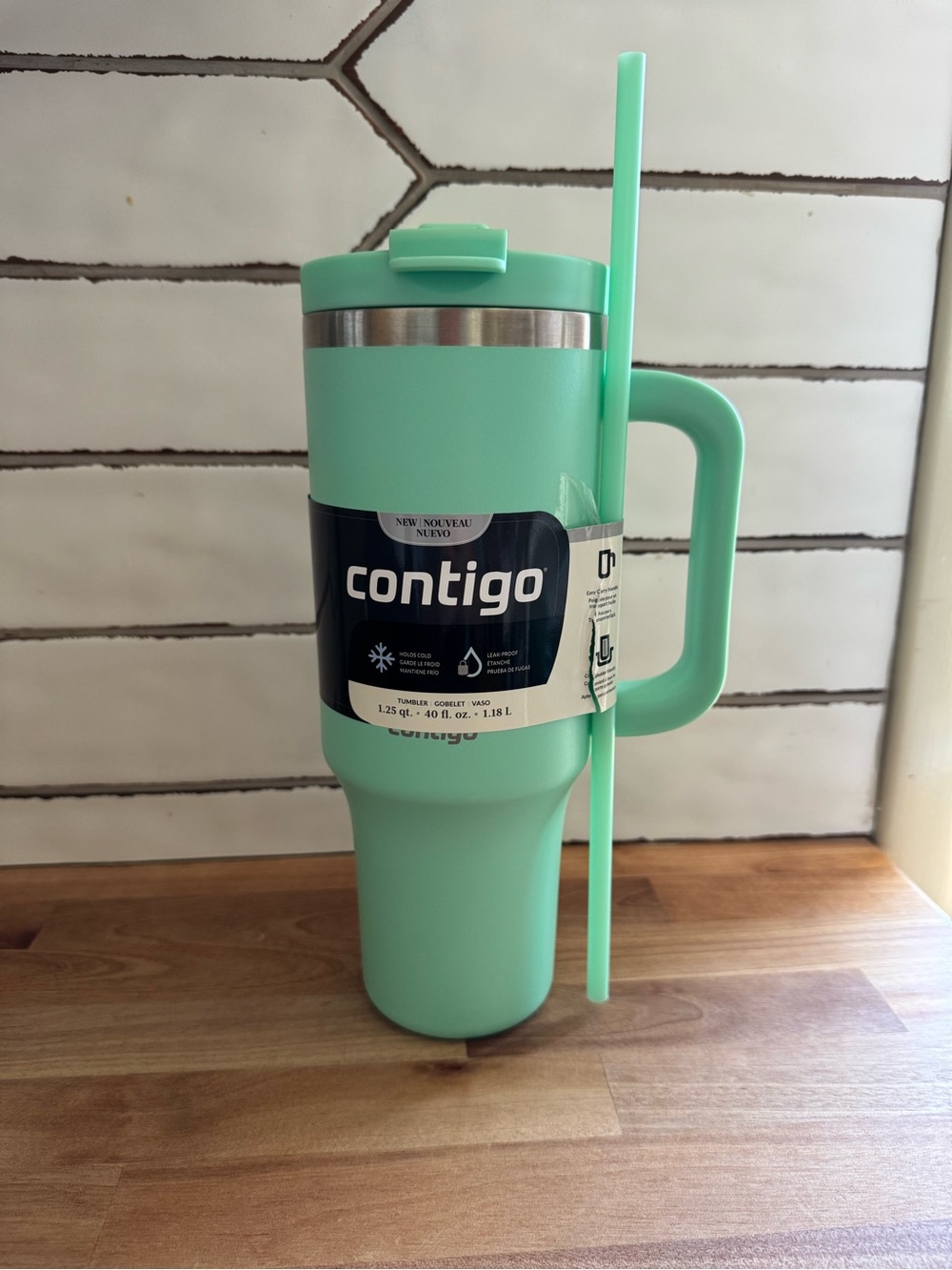 Contigo Mint Green Travel 40oz Tumbler with Handle and Straw